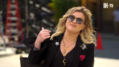The Voice Season 19: Behind The Scenes with Kelly Clarkson