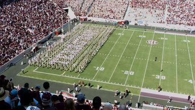 2016 TAMU vs UCLA Halftime Drill