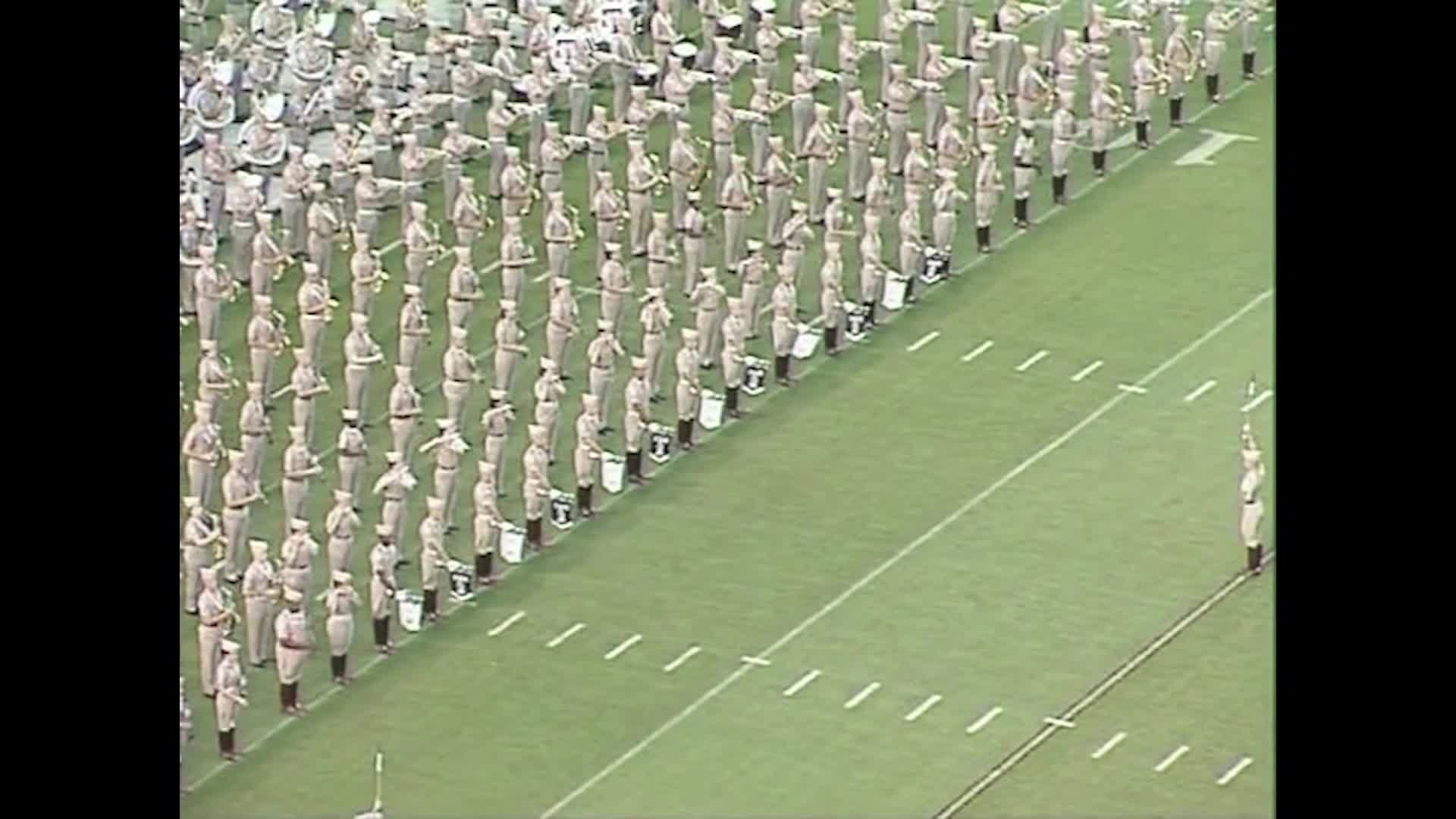 2000 TAMU vs Wyoming Halftime Drill