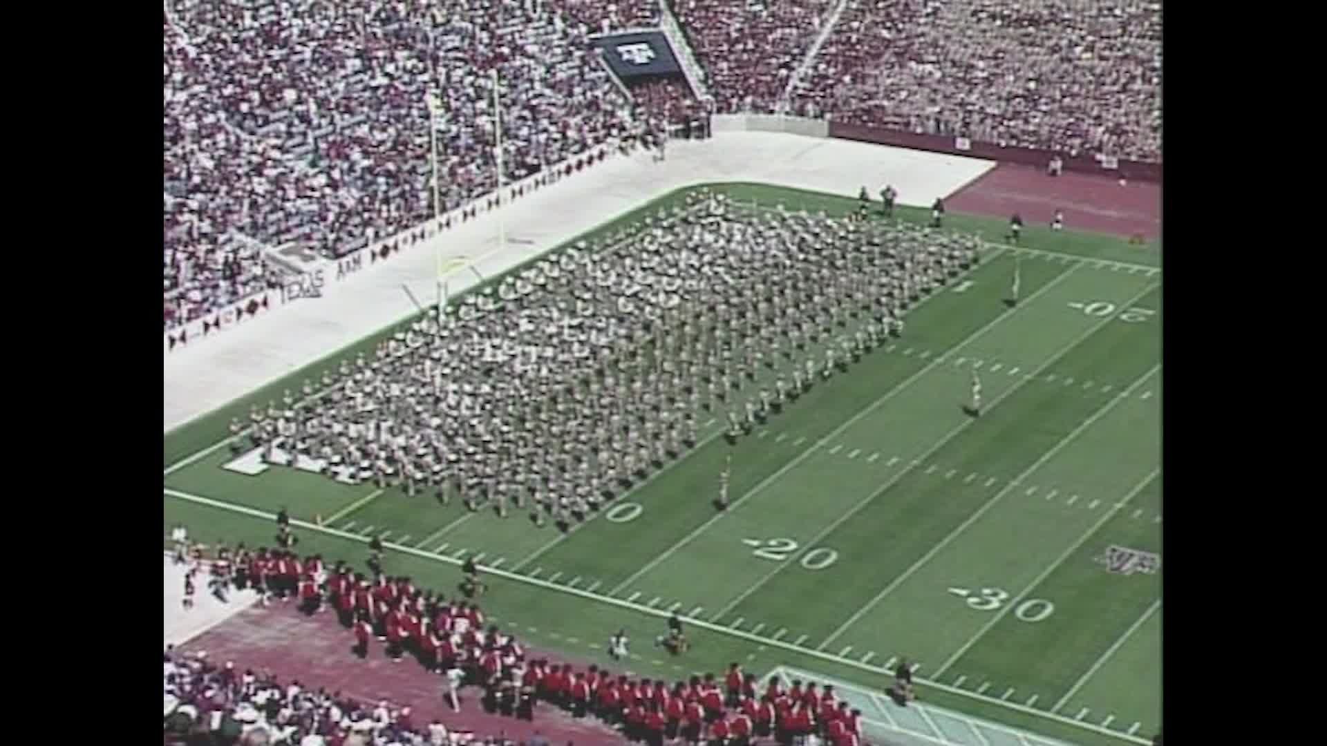 2000 TAMU vs Texas Tech Halftime Drill