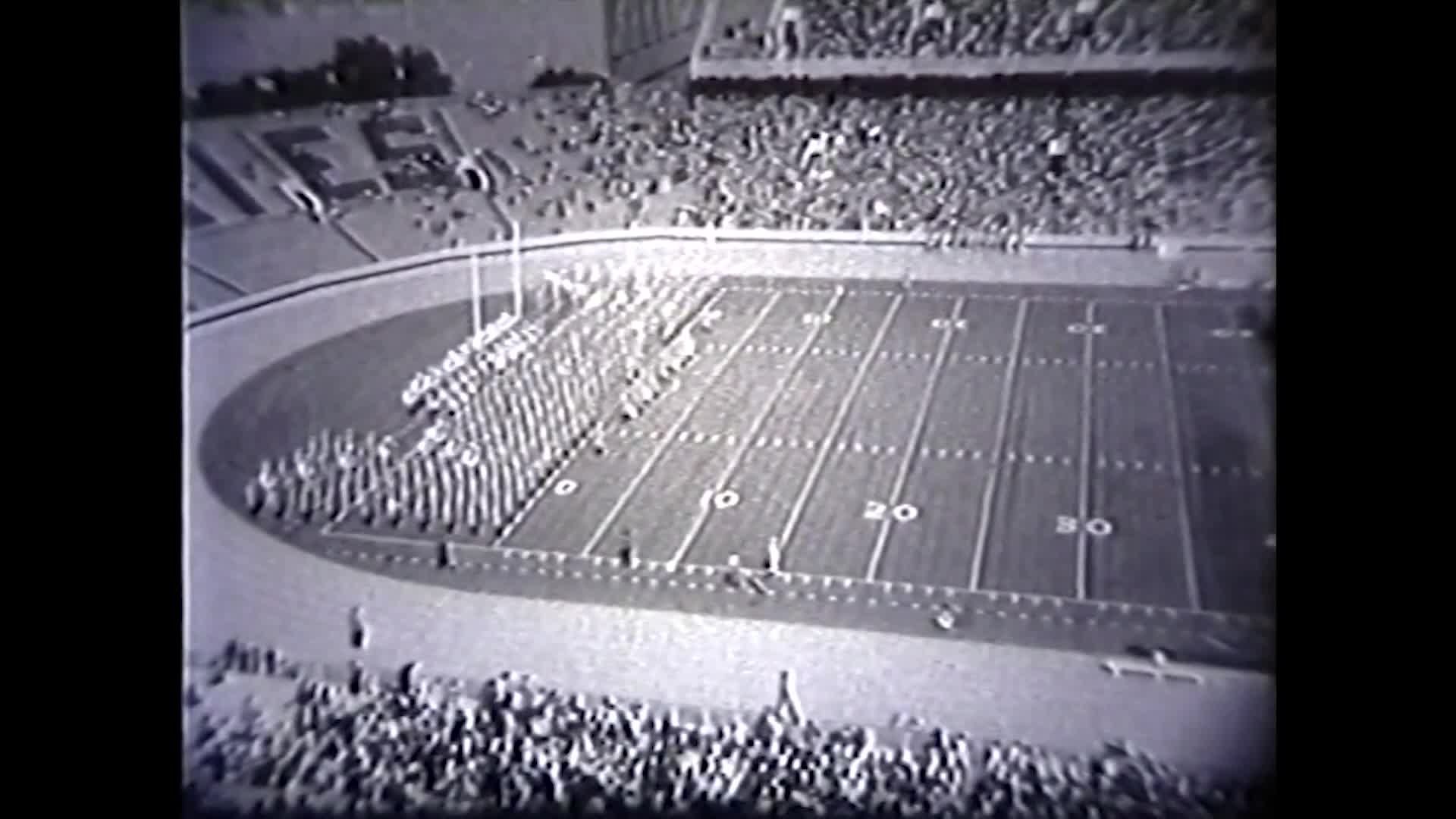 1971 TAMU vs Baylor Halftime Drill