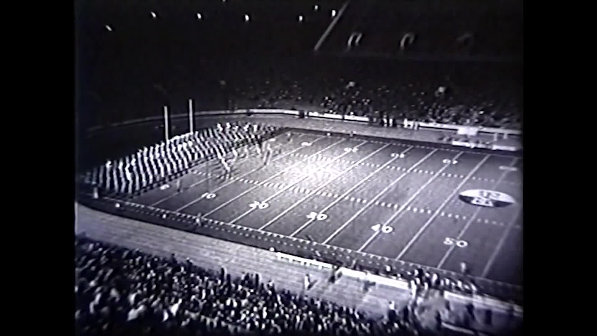 1971 TAMU vs Cincinnati Halftime Drill