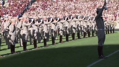 2009 TAMU vs Iowa State Halftime Drill