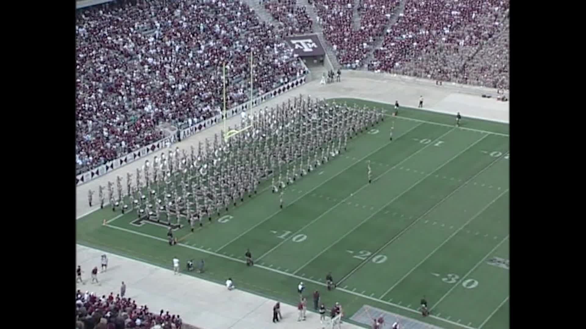 2004 TAMU vs Wyoming Halftime Drill